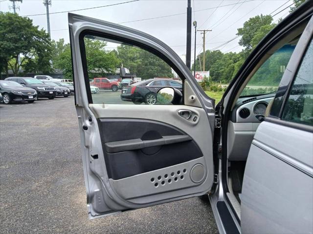used 2009 Chrysler PT Cruiser car, priced at $2,999