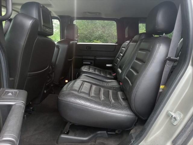 used 2006 Hummer H2 car, priced at $14,999