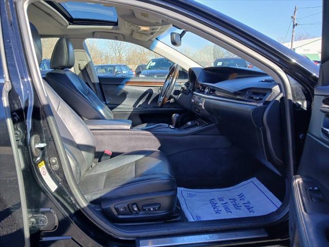 used 2015 Lexus ES 350 car, priced at $9,999