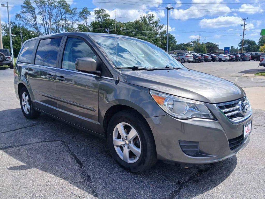 used 2010 Volkswagen Routan car, priced at $3,999