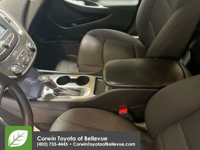 used 2018 Chevrolet Malibu car, priced at $11,000