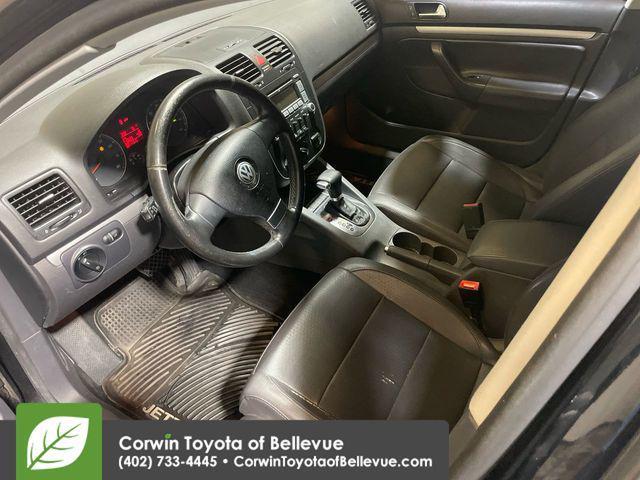 used 2009 Volkswagen Jetta car, priced at $3,300