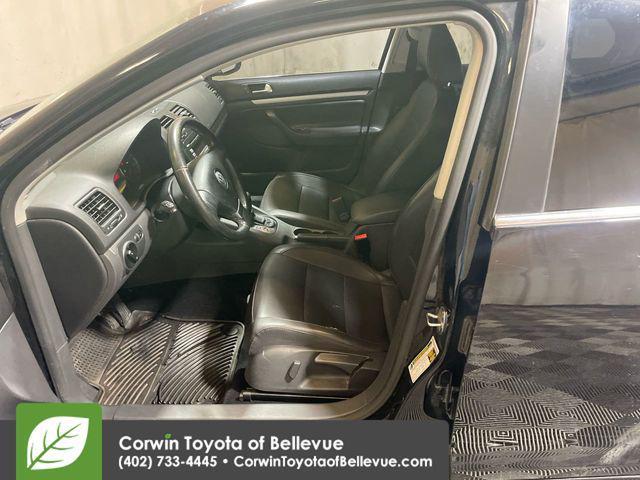used 2009 Volkswagen Jetta car, priced at $3,300