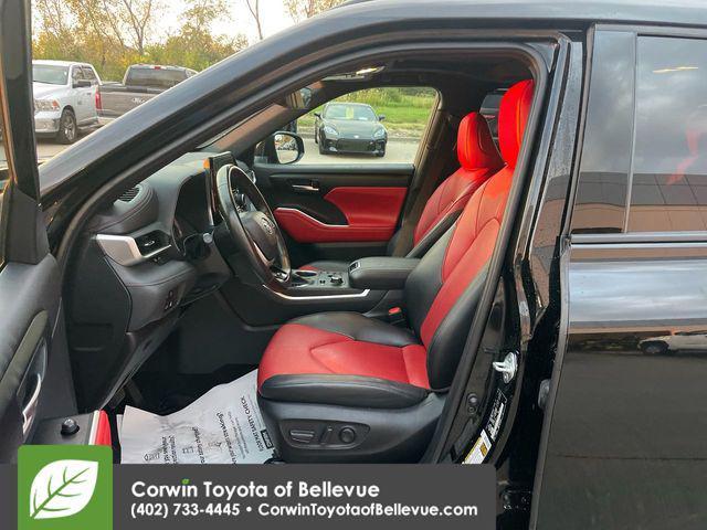 used 2023 Toyota Highlander car, priced at $41,000
