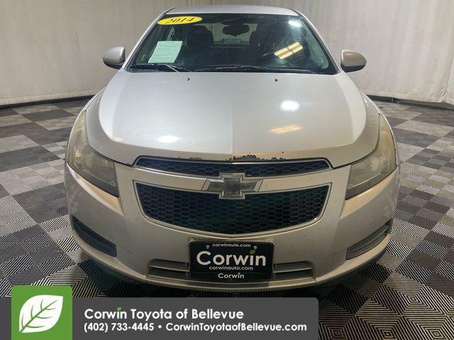 used 2014 Chevrolet Cruze car, priced at $4,000