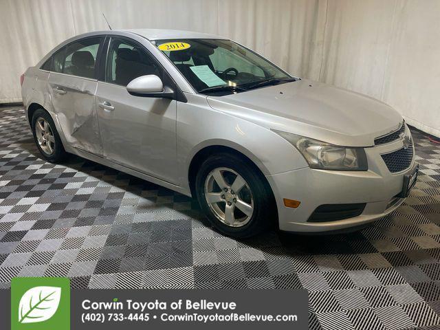 used 2014 Chevrolet Cruze car, priced at $4,000