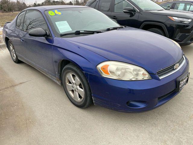 used 2006 Chevrolet Monte Carlo car, priced at $5,250