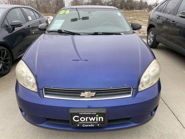 used 2006 Chevrolet Monte Carlo car, priced at $4,900