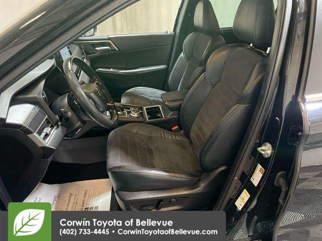 used 2023 Mitsubishi Outlander car, priced at $22,000