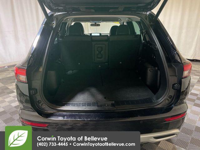 used 2023 Mitsubishi Outlander car, priced at $22,000