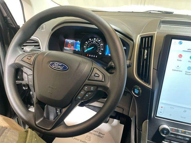 used 2024 Ford Edge car, priced at $30,000