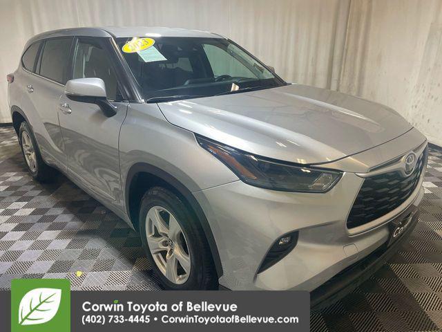 used 2023 Toyota Highlander car, priced at $31,000