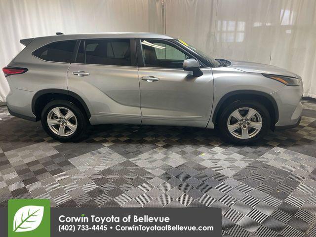 used 2023 Toyota Highlander car, priced at $31,000