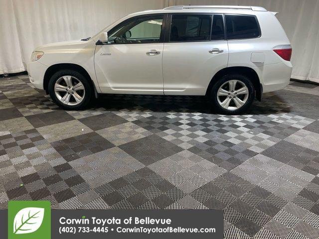 used 2008 Toyota Highlander car, priced at $7,000