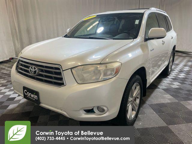 used 2008 Toyota Highlander car, priced at $7,000