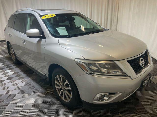 used 2016 Nissan Pathfinder car, priced at $6,000