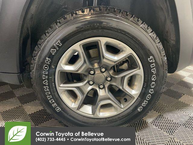 used 2019 Jeep Cherokee car, priced at $16,500