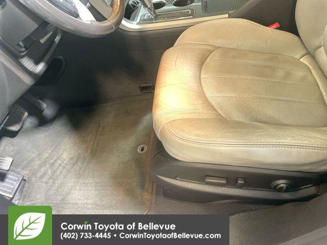 used 2011 Chevrolet Traverse car, priced at $7,900
