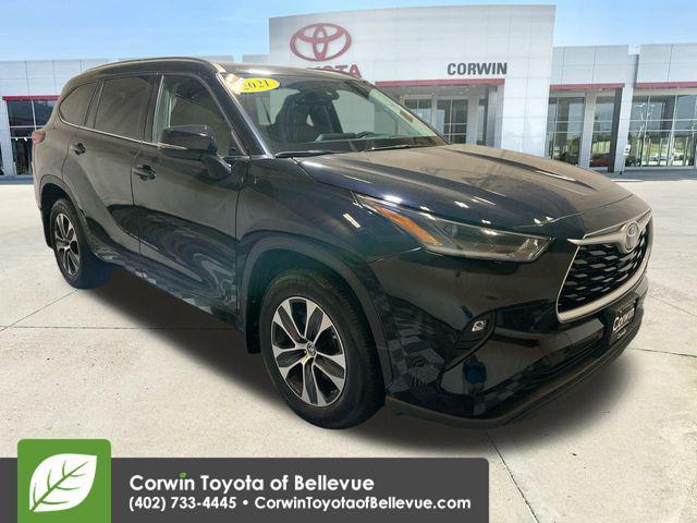 used 2021 Toyota Highlander car, priced at $36,000
