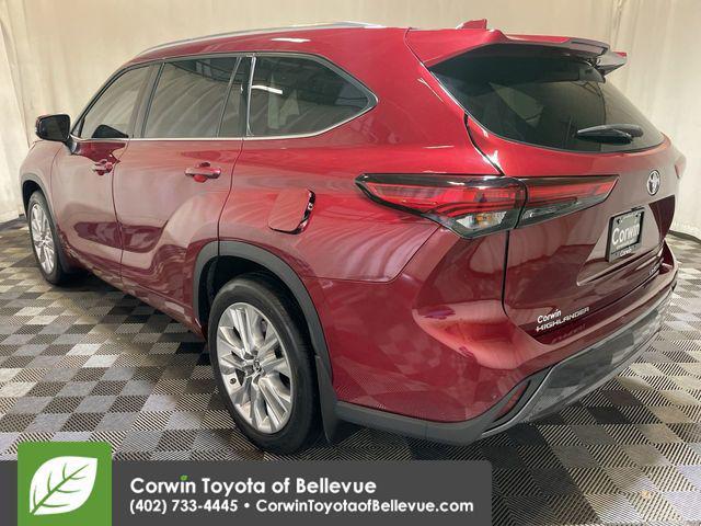 used 2022 Toyota Highlander car, priced at $41,000