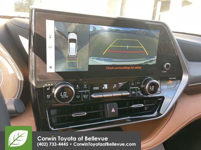 used 2023 Toyota Highlander car, priced at $44,000