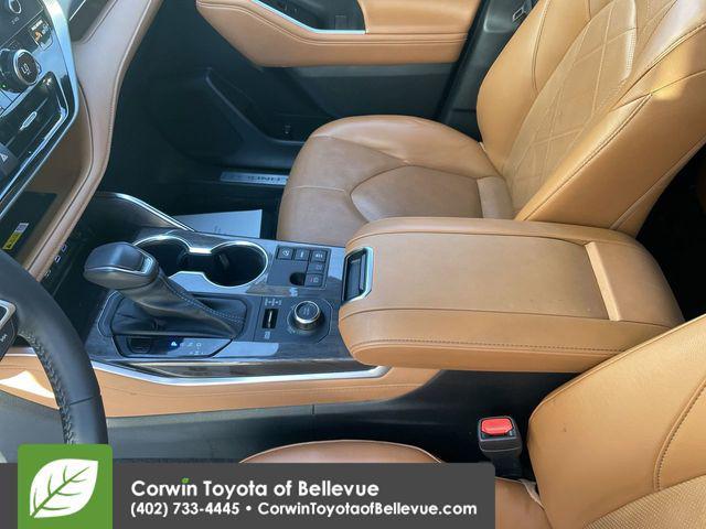 used 2023 Toyota Highlander car, priced at $44,000