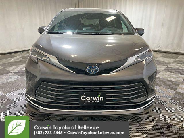 new 2025 Toyota Sienna car, priced at $60,770