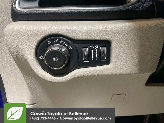 used 2019 Chrysler Pacifica car, priced at $21,000
