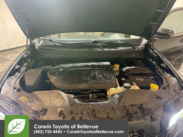 used 2019 Jeep Cherokee car, priced at $17,500
