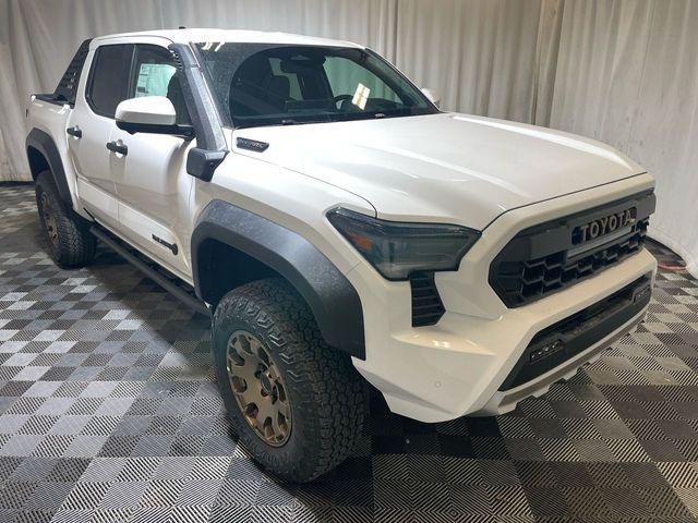 new 2024 Toyota Tacoma Hybrid car