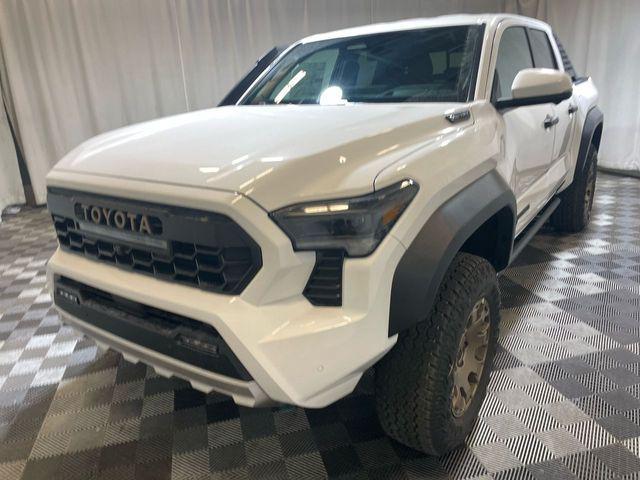 new 2024 Toyota Tacoma Hybrid car