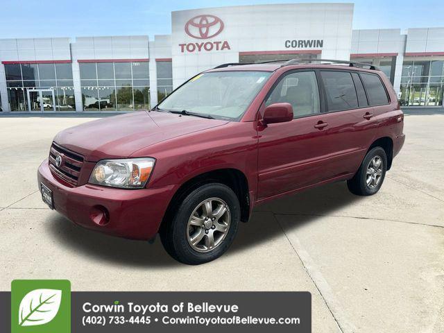 used 2004 Toyota Highlander car, priced at $6,000
