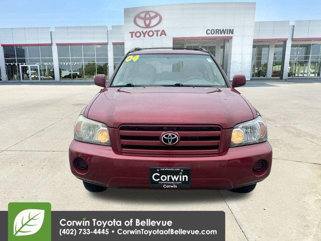 used 2004 Toyota Highlander car, priced at $6,000
