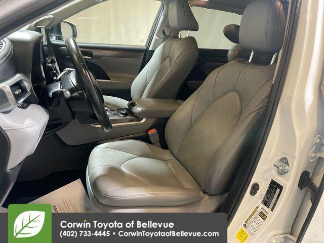 used 2022 Toyota Highlander car, priced at $36,500