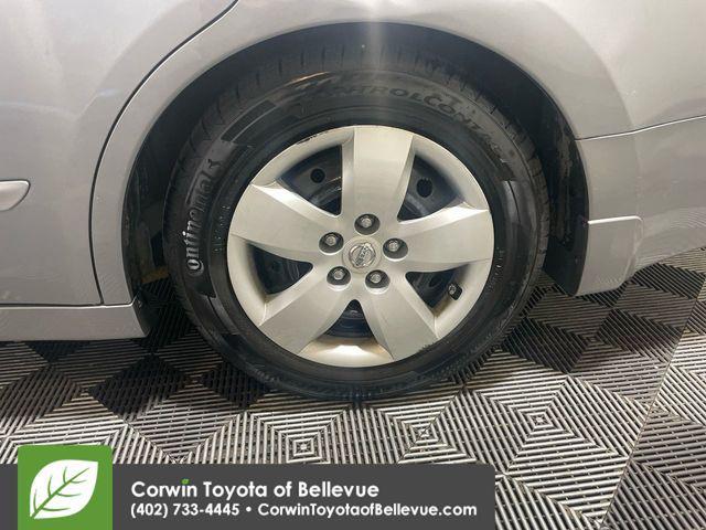 used 2008 Nissan Altima car, priced at $2,900