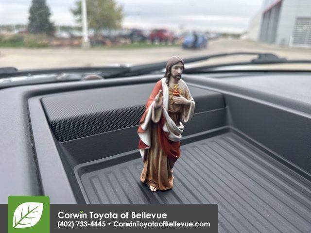 used 2017 Ford F-150 car, priced at $19,200