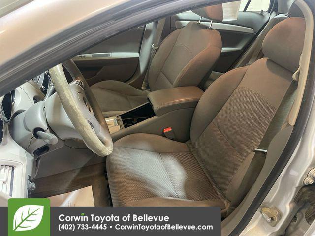 used 2010 Chevrolet Malibu car, priced at $4,000