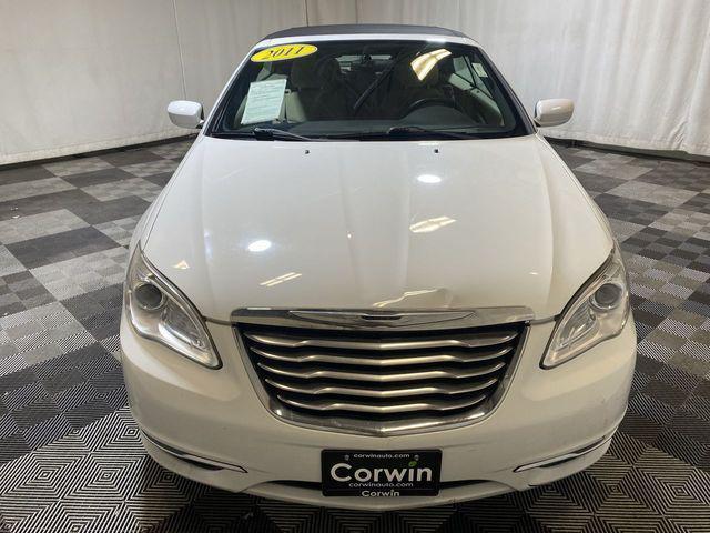 used 2011 Chrysler 200 car, priced at $5,400