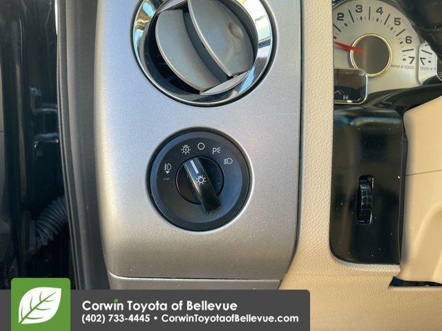 used 2013 Ford Expedition car, priced at $9,000