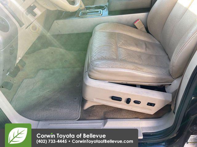 used 2013 Ford Expedition car, priced at $9,000