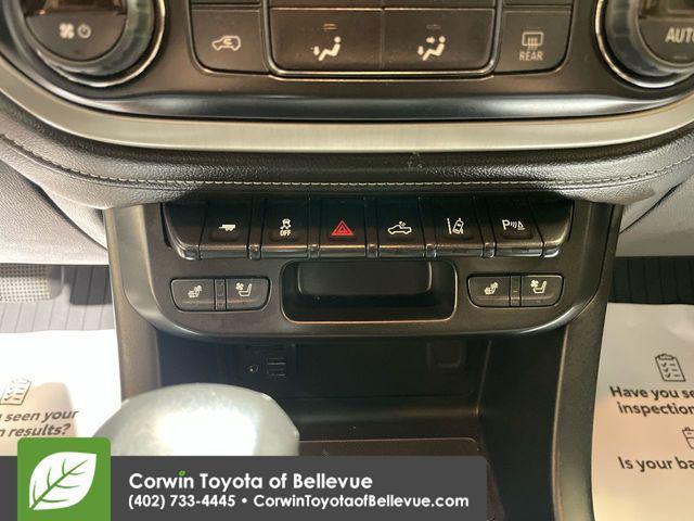 used 2022 GMC Canyon car, priced at $33,200