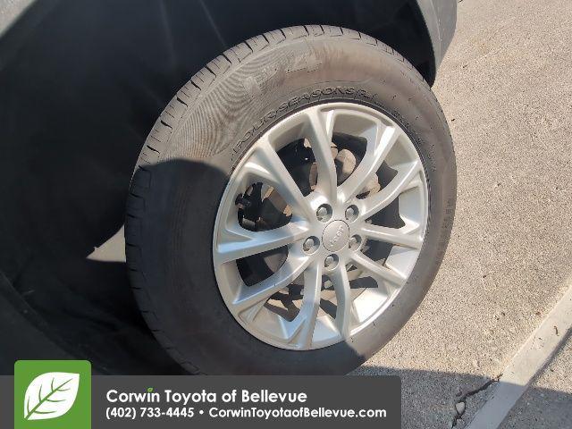 used 2019 Jeep Cherokee car, priced at $12,500