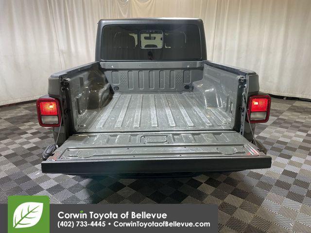used 2023 Jeep Gladiator car, priced at $29,000