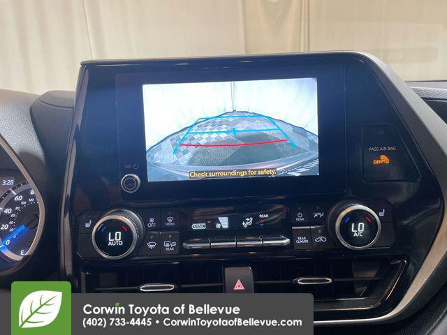 used 2023 Toyota Highlander Hybrid car, priced at $36,900