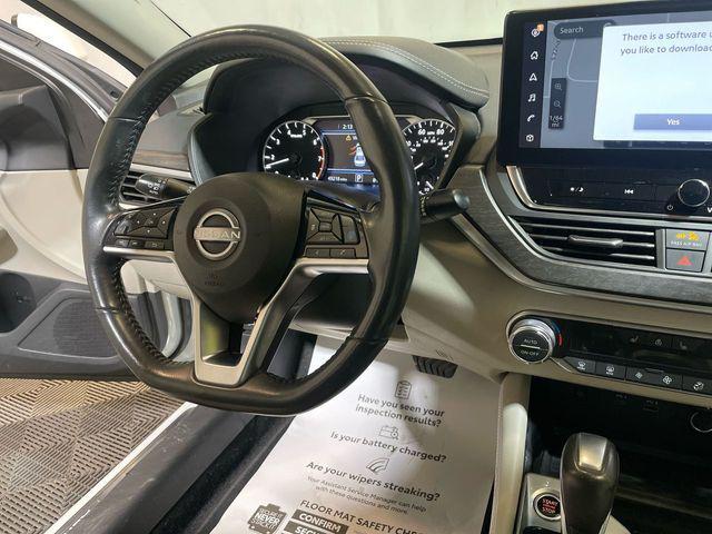 used 2023 Nissan Altima car, priced at $21,900