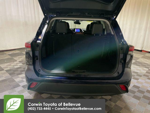used 2024 Toyota Highlander car, priced at $41,300