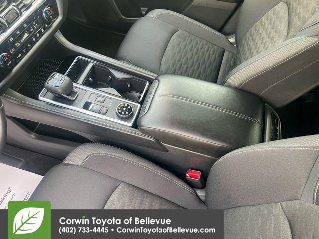 used 2025 Nissan Pathfinder car, priced at $29,000