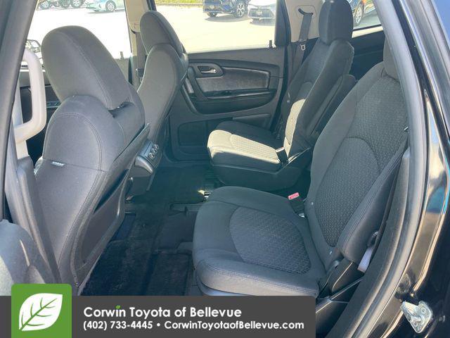 used 2011 Chevrolet Traverse car, priced at $5,500