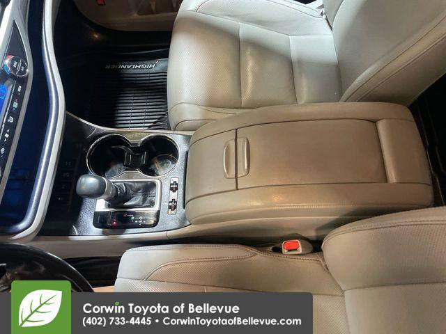 used 2019 Toyota Highlander car, priced at $28,000