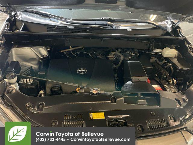 used 2019 Toyota Highlander car, priced at $28,000